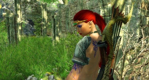 Шэйла у каких то руин.. Enderal