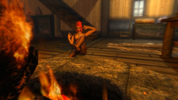 Шэйла и камин..