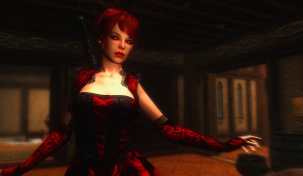 Велана в Озеном примеряет платьеце