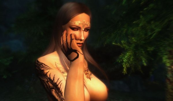 Velena с Харконом по мобильнику..