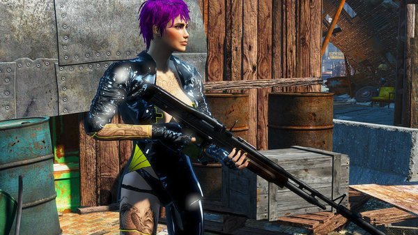 Ева с любимым "спутником" М-60..