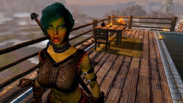 Купили Тифи дачу с бассейном ;)