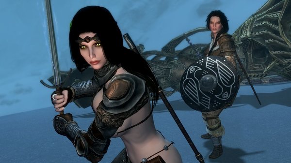 НОРА и Рия на фоне металолома..