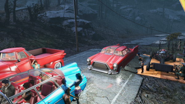 Айви:-"Кейт или Данс - можно включить музыку погромче?".