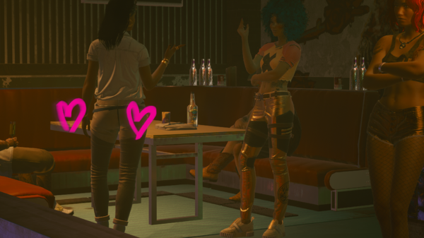 Вика и официантка.