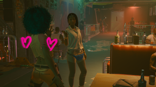 Официантка и Вика.