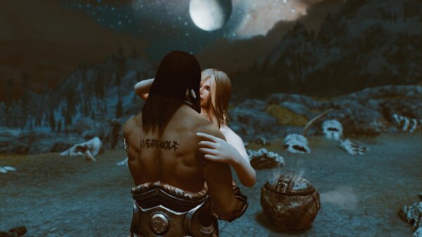 Эйран и Белла сблизились духовно, под луной.