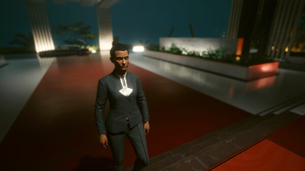 Типа, богатая.