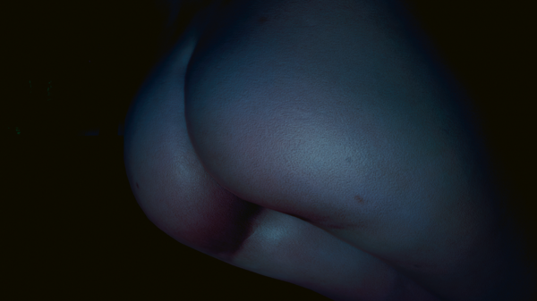 Глубокой ночью, когда Ви проснулся и открыл глаза.