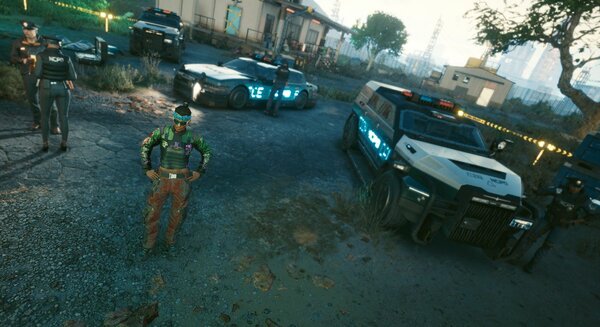 В полицейской тусовке.. Cyberpunk 2077