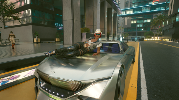 Ви купила красивую машину и прикольные ботинки.