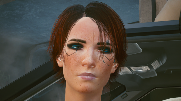 Молодая Мередит - шатенка.