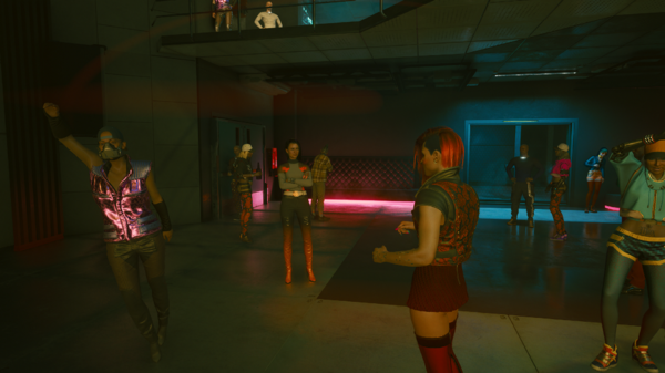 Ви танцует в клубе «Райот».