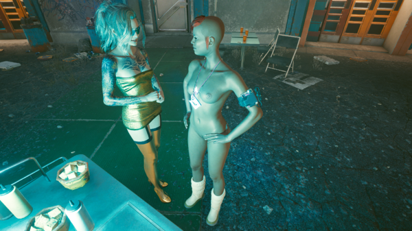 Ви заводит новые знакомства.