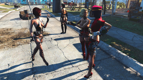 Пайпер жалуется Трисс на Айви.