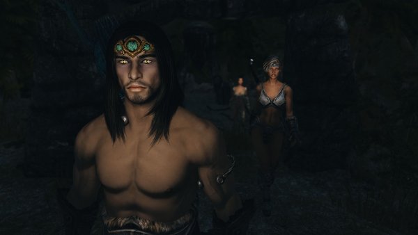 Эйран с подругами..