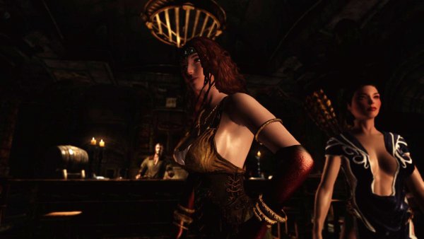 13 Чёрная Вдова и ранее моя спутница вновь присоеденилась к нашей команде - справа..jpg