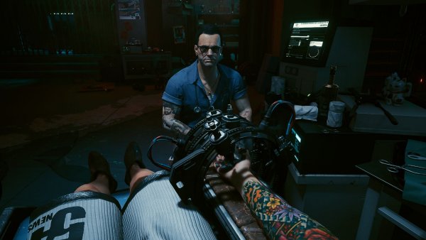 Вик делает руку.. Cyberpunk 2077