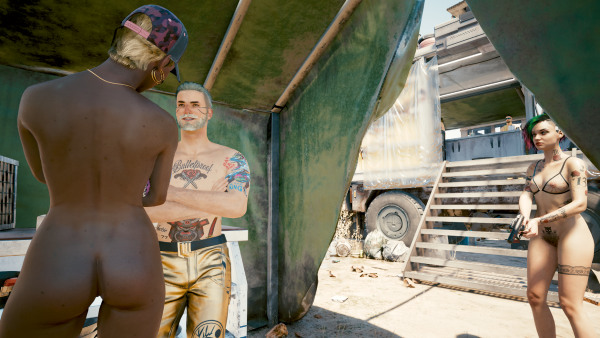 Чернокожая кочевница пригласила Ви в свою палатку.