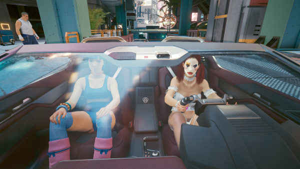 Блю_Мун подарила Ви летающий спорт_кабриолет.