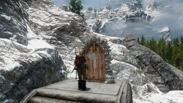 Что за дверью?)