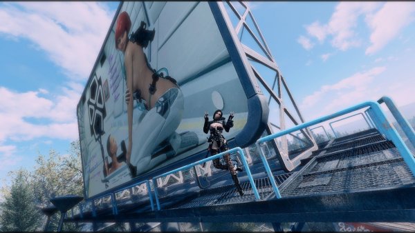 Из билборда сделала смотровую площадку ;)