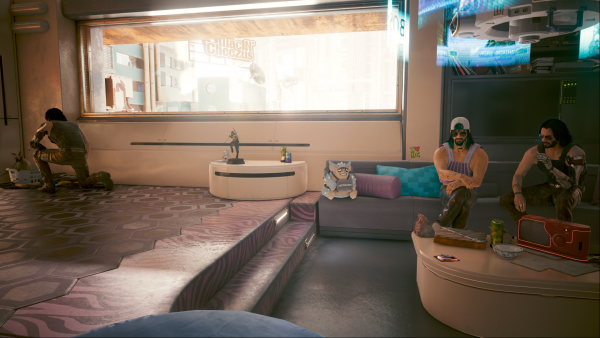 Джонни:-"Ну и когда же придут смотреть твоего котика Джуди, Панам и Альт?".