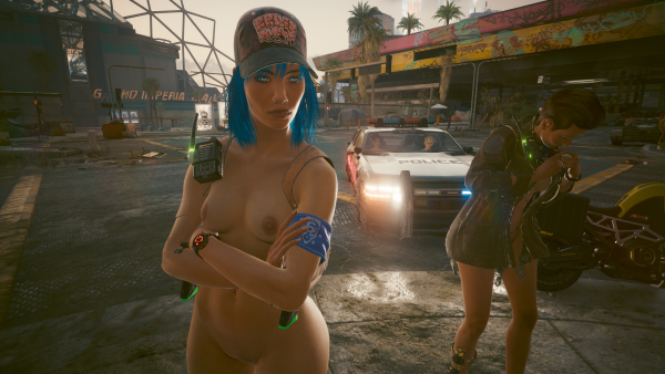 Панам и Ви приехали на забастовку нудистов -2.