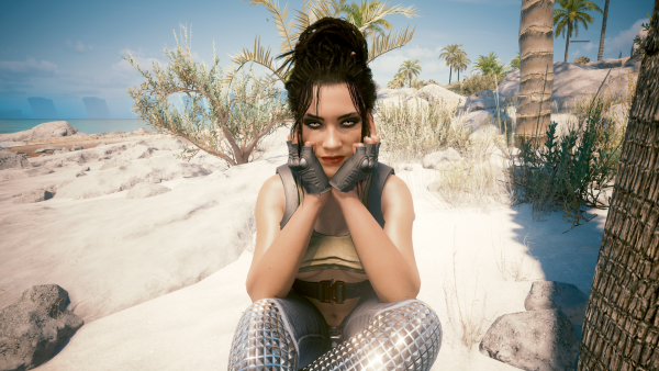 Панам в открыла нижнюю часть груди и cвой "соблазнительный" животик - 2.