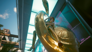 Золотая "наездница" Ви оседла золотого фламинго.