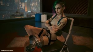 На крыше, после работы. Cyberpunk 2077 глазами Windfire