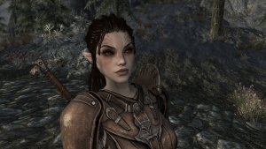 Дженассе срочно нужна новая модная кофта.