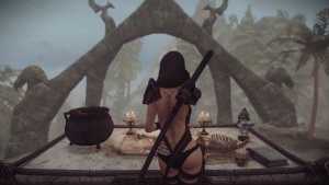 Элли интересуется древностями Скайрима.